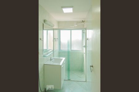 Banheiro de apartamento para alugar com 1 quarto, 60m² em Itaim Bibi, São Paulo