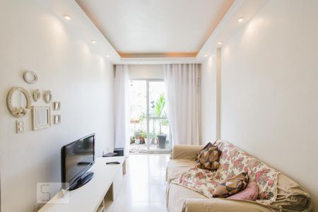 Sala de apartamento para alugar com 2 quartos, 74m² em Barra da Tijuca, Rio de Janeiro