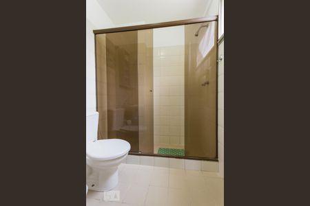 Apartamento para alugar com 74m², 2 quartos e 1 vagaBanheiro Quarto 2 - Suíte