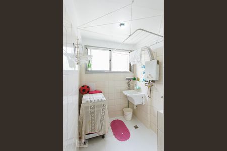 Apartamento para alugar com 74m², 2 quartos e 1 vagaCozinha e Área de Serviço