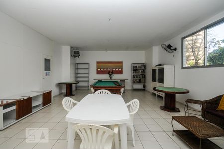 Apartamento para alugar com 74m², 2 quartos e 1 vagaSala de Jogos