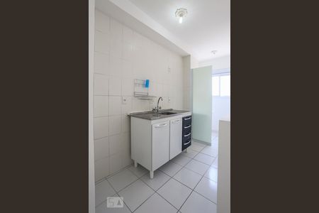 Cozinha de apartamento para alugar com 1 quarto, 33m² em Vila Califórnia, São Paulo