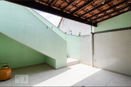 Casa à venda com 180m², 2 quartos e 2 vagas Casa à venda com 180m², 2 quartos e 2 vagasChurrasqueira