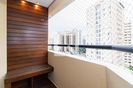 Varanda de apartamento à venda com 2 quartos, 60m² em Indianópolis, São Paulo