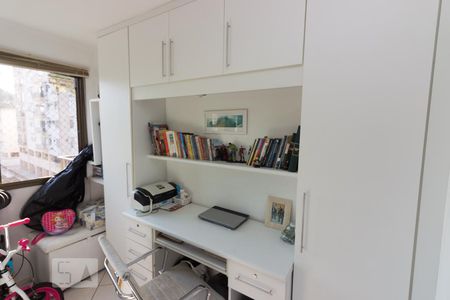 Apartamento à venda com 78m², 3 quartos e 1 vagaQuarto 3 - Suíte