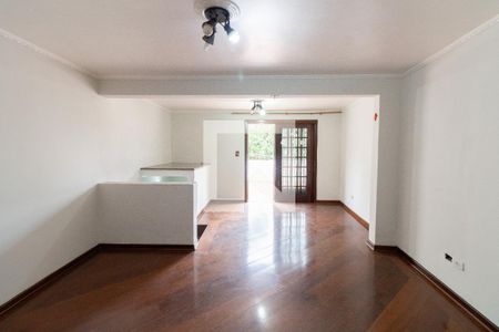 Casa à venda com 300m², 3 quartos e 2 vagasQuarto 3