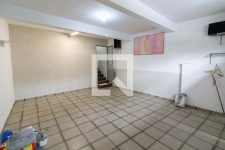 Casa à venda com 300m², 3 quartos e 2 vagasGaragem