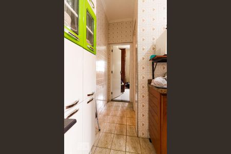 Casa à venda com 380m², 2 quartos e 4 vagas Casa à venda com 380m², 2 quartos e 4 vagasCozinha - Acesso aos Cômodos