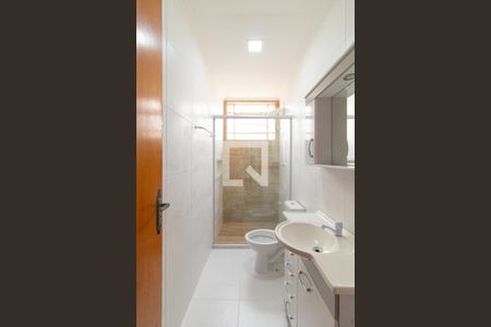 Banheiro de apartamento à venda com 2 quartos, 60m² em Menino Deus, Porto Alegre