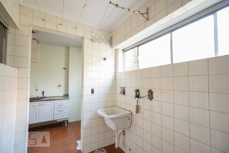 Apartamento para alugar com 65m², 2 quartos e 1 vagaÁrea de serviço