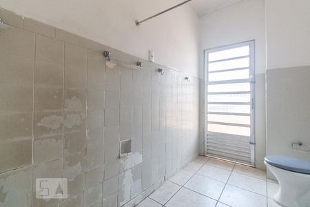 Banheiro de apartamento para alugar com 2 quartos, 67m² em Brás, São Paulo