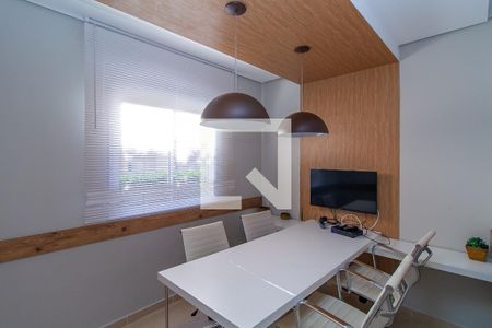 Apartamento à venda com 47m², 2 quartos e 1 vaga Apartamento à venda com 47m², 2 quartos e 1 vagaHome office