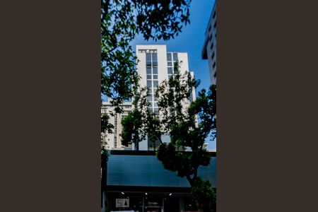 Apartamento para alugar com 40m², 1 quarto e 1 vaga Apartamento para alugar com 40m², 1 quarto e 1 vagaFachada Edifício