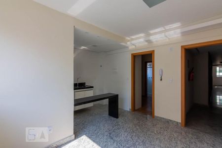 Sala  de apartamento para alugar com 1 quarto, 36m² em Funcionários, Belo Horizonte