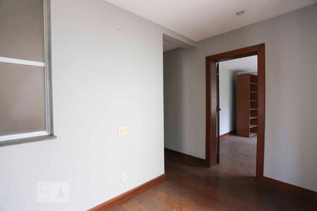 saleta de casa para alugar com 4 quartos, 300m² em Vila Isabel, Rio de Janeiro