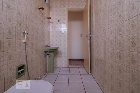 Banheiro de apartamento à venda com 2 quartos, 54m² em Padre Eustáquio, Belo Horizonte
