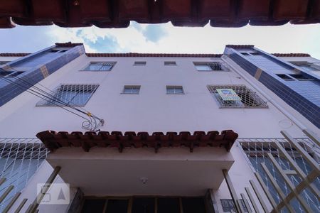 Apartamento à venda com 54m², 2 quartos e 1 vaga Apartamento à venda com 54m², 2 quartos e 1 vagaFachada