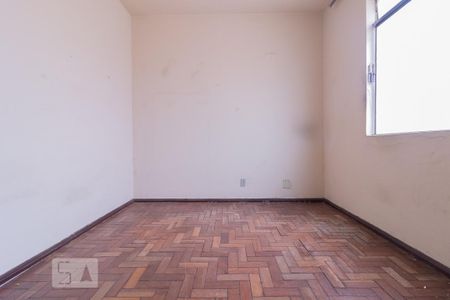 Quarto de apartamento à venda com 2 quartos, 54m² em Padre Eustáquio, Belo Horizonte