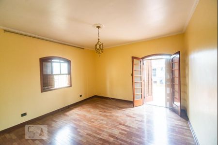 Suíte de casa à venda com 3 quartos, 120m² em Vila Carrão, São Paulo