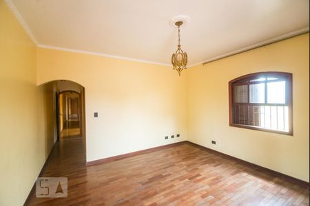 Suíte de casa à venda com 3 quartos, 120m² em Vila Carrão, São Paulo