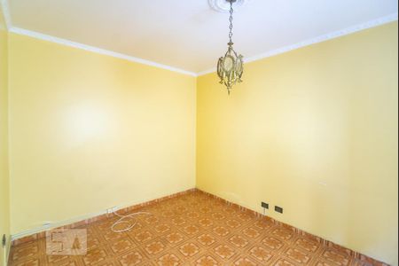 Casa à venda com 120m², 3 quartos e 2 vagasQuarto de Serviço