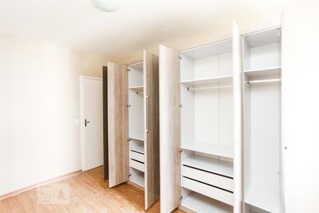 Quarto 2 de apartamento para alugar com 2 quartos, 60m² em Jardim Alvorada, Guarulhos