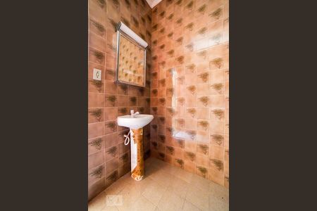 Casa à venda com 300m², 3 quartos e sem vagaBanheiro