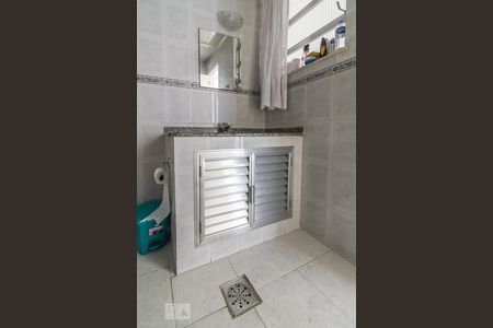 Apartamento à venda com 90m², 2 quartos e 1 vagaBanheiro - Armário