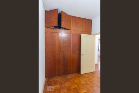 Casa à venda com 220m², 3 quartos e 8 vagasQuarto 3