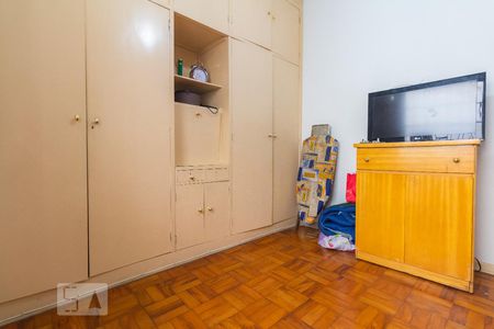 Casa à venda com 220m², 3 quartos e 8 vagasQuarto 1