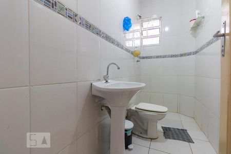 Banheiro 2 de casa à venda com 3 quartos, 220m² em Vila Congonhas, São Paulo