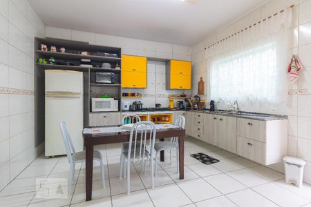 Casa à venda com 220m², 3 quartos e 8 vagasCozinha