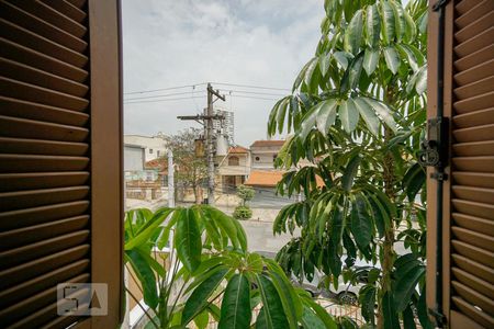 Casa à venda com 240m², 4 quartos e 4 vagas Casa à venda com 240m², 4 quartos e 4 vagasVista quarto suíte