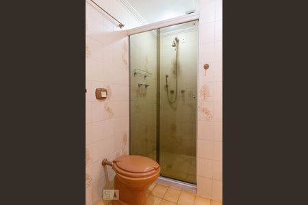 Banheiro da Suíte de apartamento à venda com 3 quartos, 110m² em Boa Vista, Porto Alegre