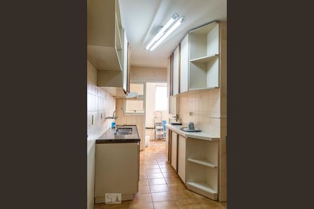 Cozinha de apartamento à venda com 3 quartos, 110m² em Boa Vista, Porto Alegre