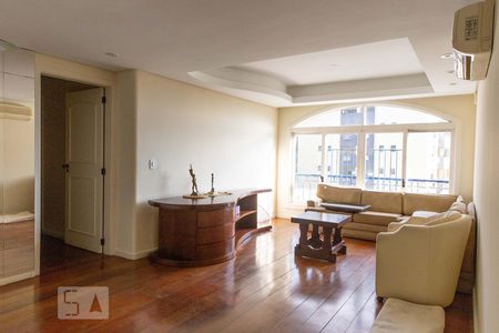 Apartamento à venda com 110m², 3 quartos e 1 vaga Apartamento à venda com 110m², 3 quartos e 1 vagaSala