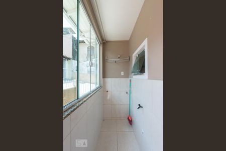 Área de Serviço de casa para alugar com 2 quartos, 48m² em Barreiros, São José