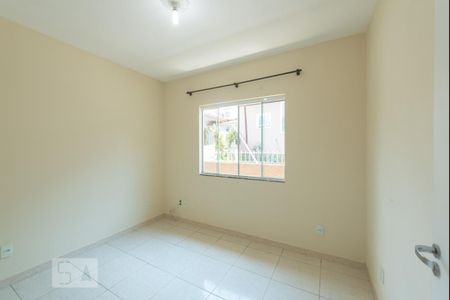 Quarto 1 de casa para alugar com 2 quartos, 48m² em Barreiros, São José