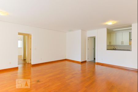Sala de Apartamento com 2 quartos, 112m² Jardim Paulista