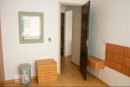 Quarto de apartamento para alugar com 1 quarto, 43m² em Santana, Porto Alegre