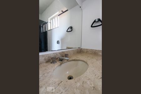 Casa para alugar com 230m², 3 quartos e 3 vagasBanheiro do Quarto 3