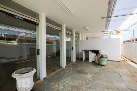 Casa para alugar com 230m², 3 quartos e 3 vagasÁrea Externa