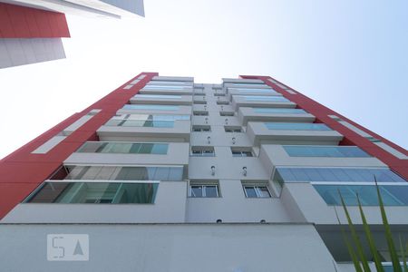 Apartamento à venda com 62m², 2 quartos e 1 vaga Apartamento à venda com 62m², 2 quartos e 1 vagaFachada bloco