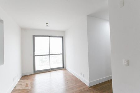 Sala de apartamento para alugar com 3 quartos, 72m² em Vila Santa Catarina, São Paulo