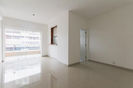 Sala de apartamento para alugar com 1 quarto, 71m² em Barra da Tijuca, Rio de Janeiro
