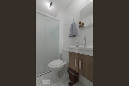 Banheiro Suíte de apartamento para alugar com 2 quartos, 60m² em Vila Vermelha, São Paulo