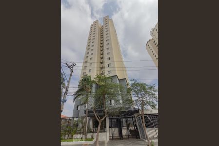 Apartamento para alugar com 60m², 2 quartos e 1 vaga Apartamento para alugar com 60m², 2 quartos e 1 vagaFachada