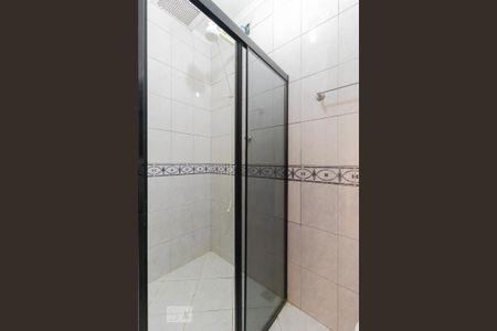 Casa à venda com 250m², 3 quartos e 8 vagas Casa à venda com 250m², 3 quartos e 8 vagasBanheiro
