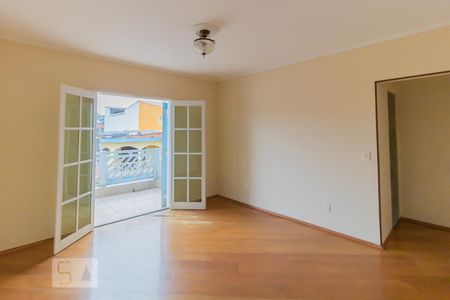 Suíte de casa à venda com 3 quartos, 250m² em Jardim Dona Sinhá, São Paulo