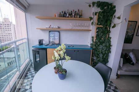 Varanda de kitnet/studio para alugar com 1 quarto, 35m² em Barra Funda, São Paulo